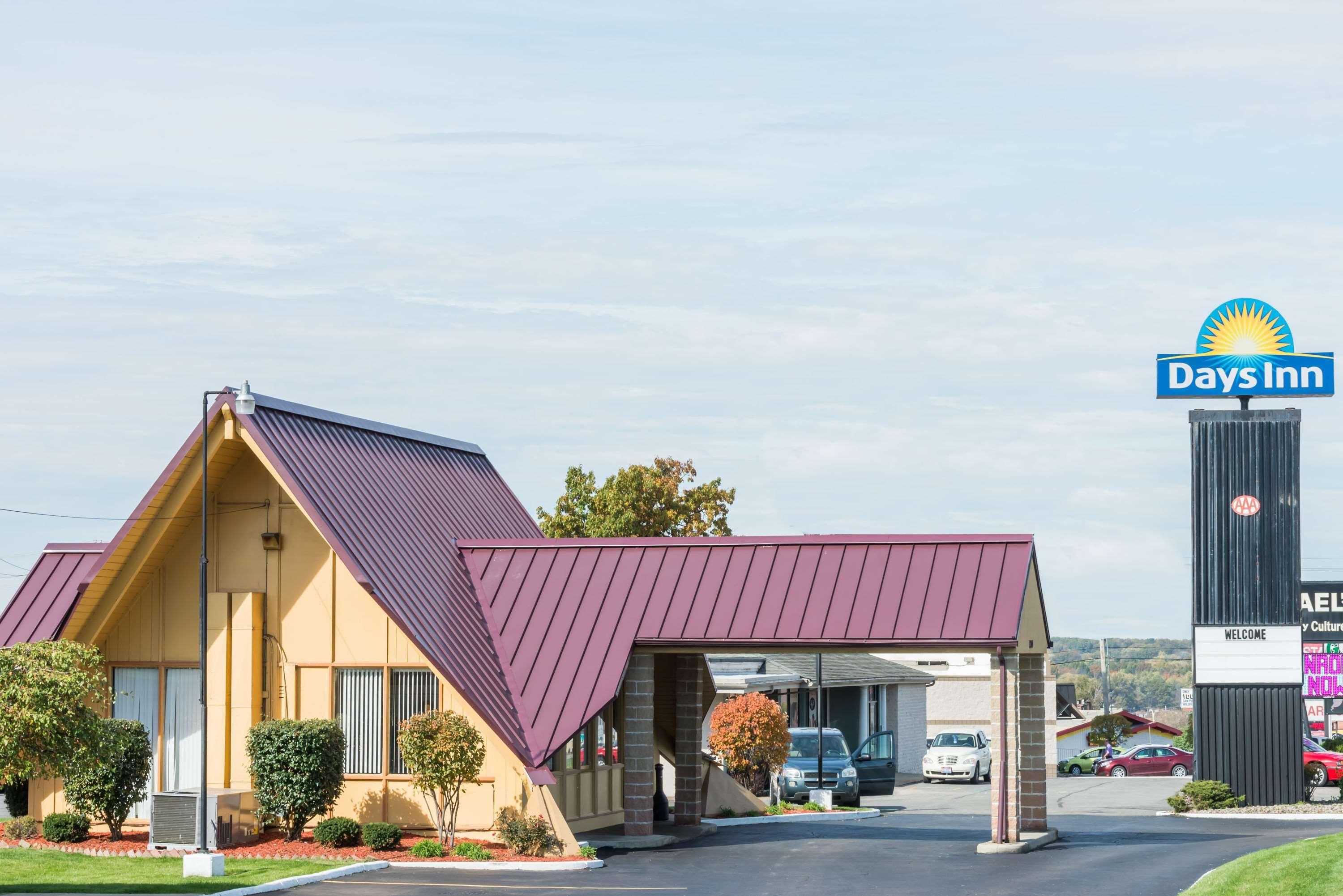 Days Inn By Wyndham Niles Exterior foto